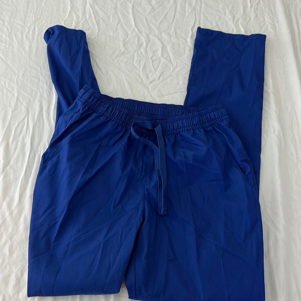 Jaanuu scrub pants